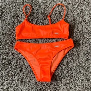 Triangl Bikini